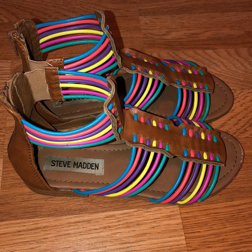 🔥🔥Steve Madden Ankle Sandals, different color.(10)